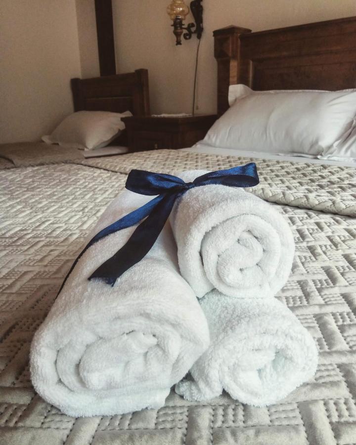 Timo'S Guest House เบราท ภายนอก รูปภาพ